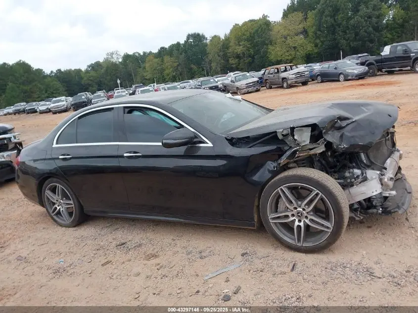 2017 MERCEDES-BENZ E 300  