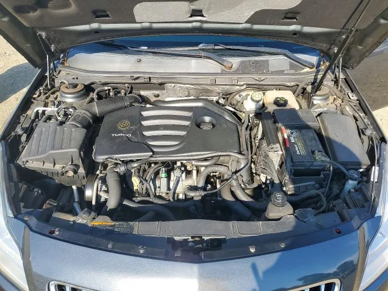 2011 BUICK REGAL CXL  