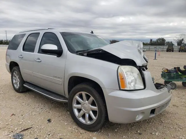2012 GMC YUKON DENALI  