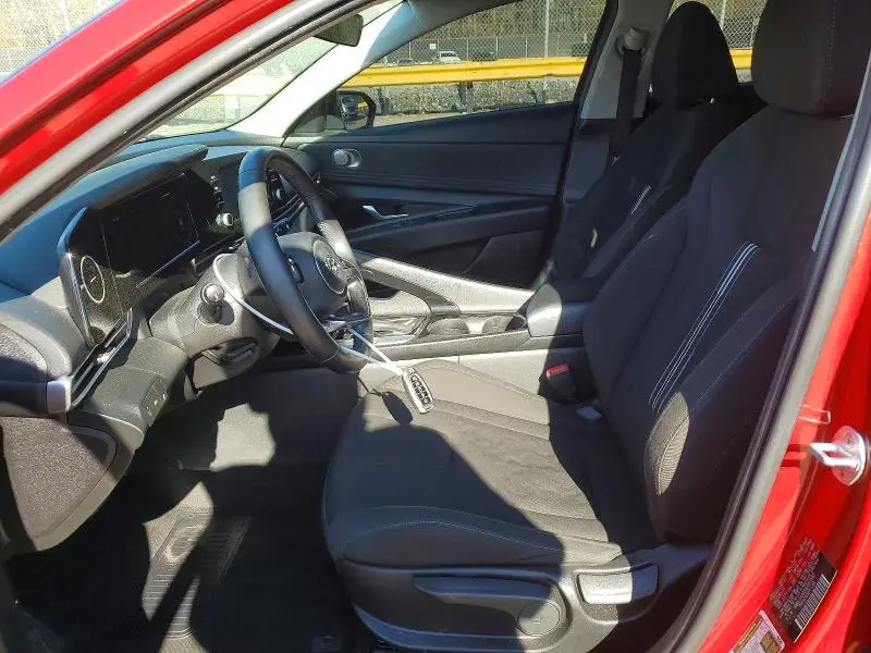 2022 HYUNDAI ELANTRA SEL  