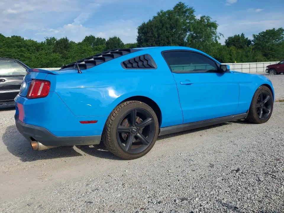 2010 FORD MUSTANG   