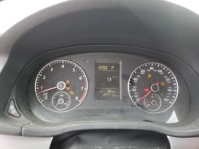 2015 VOLKSWAGEN PASSAT S  