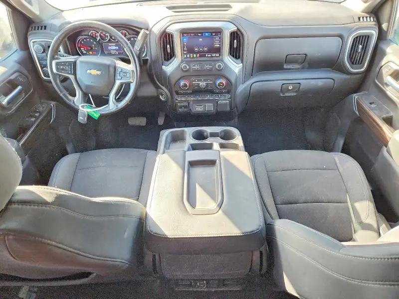 2020 CHEVROLET SILVERADO K1500 LT  