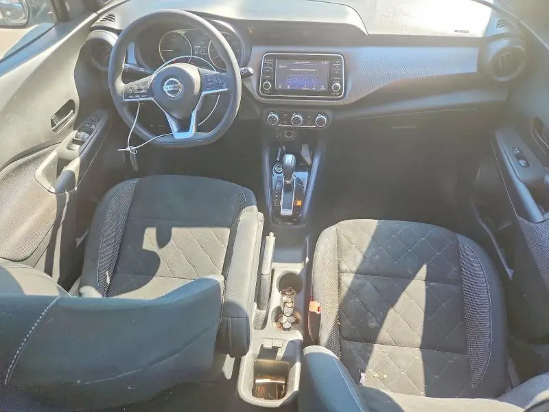 2020 NISSAN KICKS S  