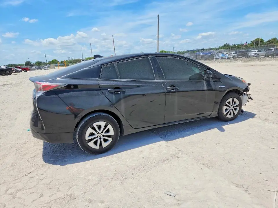 2016 TOYOTA PRIUS TWO ECO  
