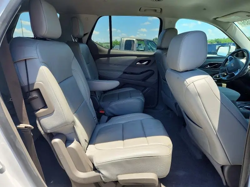 2018 CHEVROLET TRAVERSE LT  