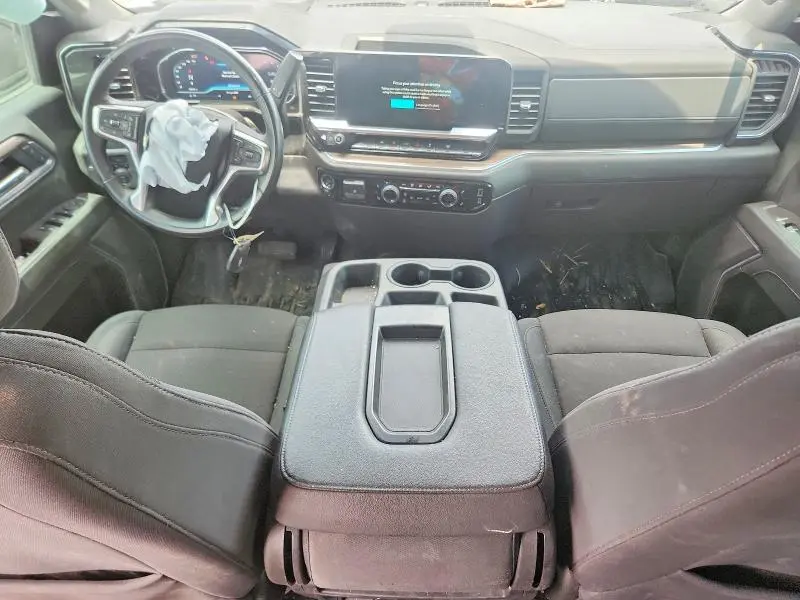 2025 CHEVROLET SILVERADO K1500 LT  