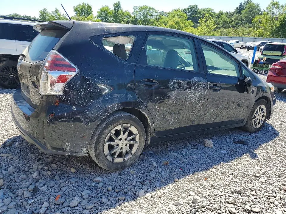 2017 TOYOTA PRIUS V FOUR  