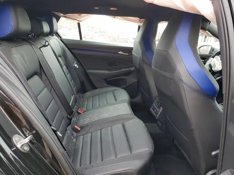 2024 VOLKSWAGEN GOLF R   