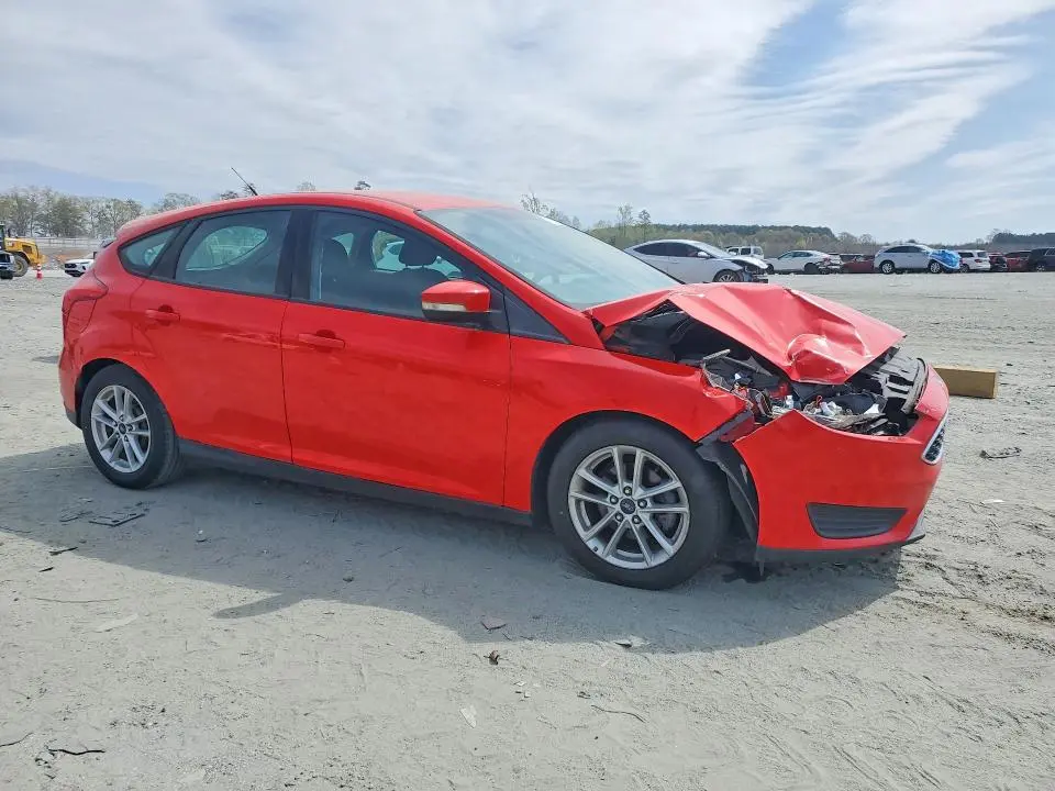 2016 FORD FOCUS SE  