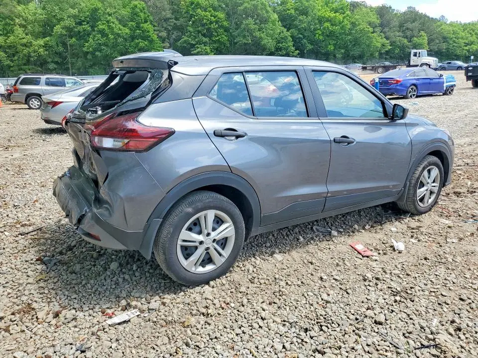 2024 NISSAN KICKS S  