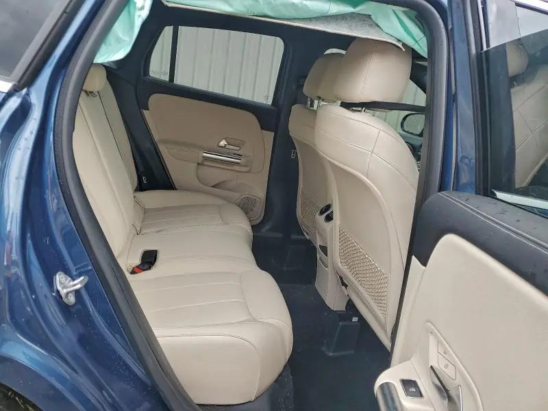 2021 MERCEDES-BENZ GLA 250 4MATIC  