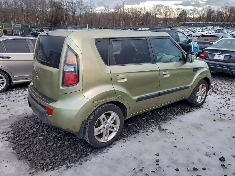 2010 KIA SOUL +  
