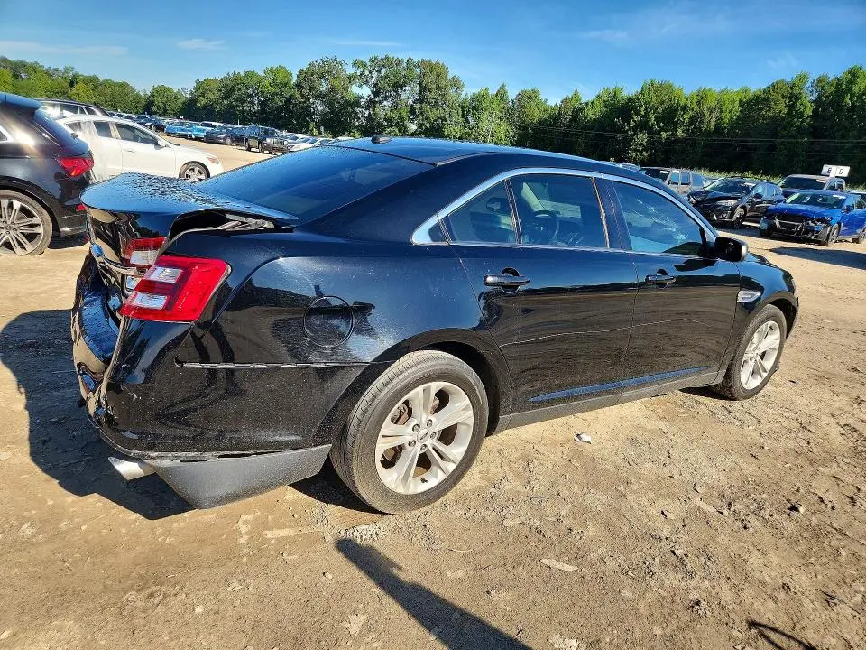 2016 FORD TAURUS SE  