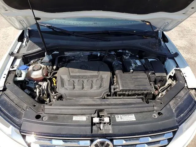 2020 VOLKSWAGEN TIGUAN SE  