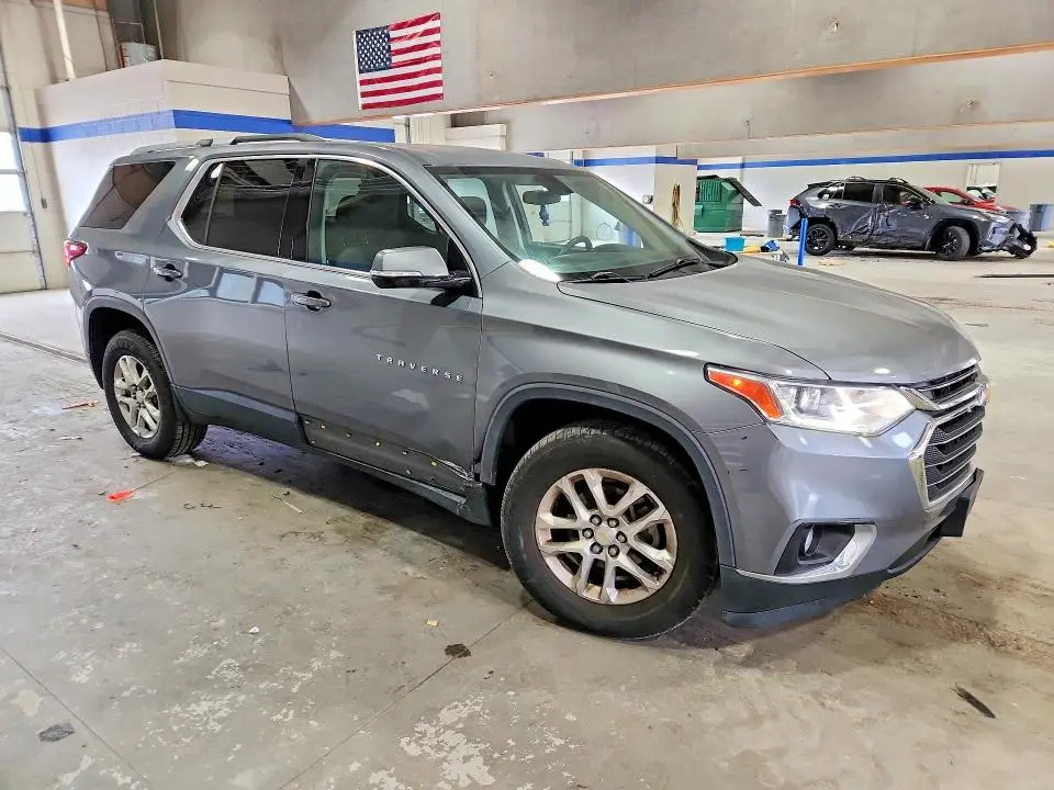 2018 CHEVROLET TRAVERSE LT  
