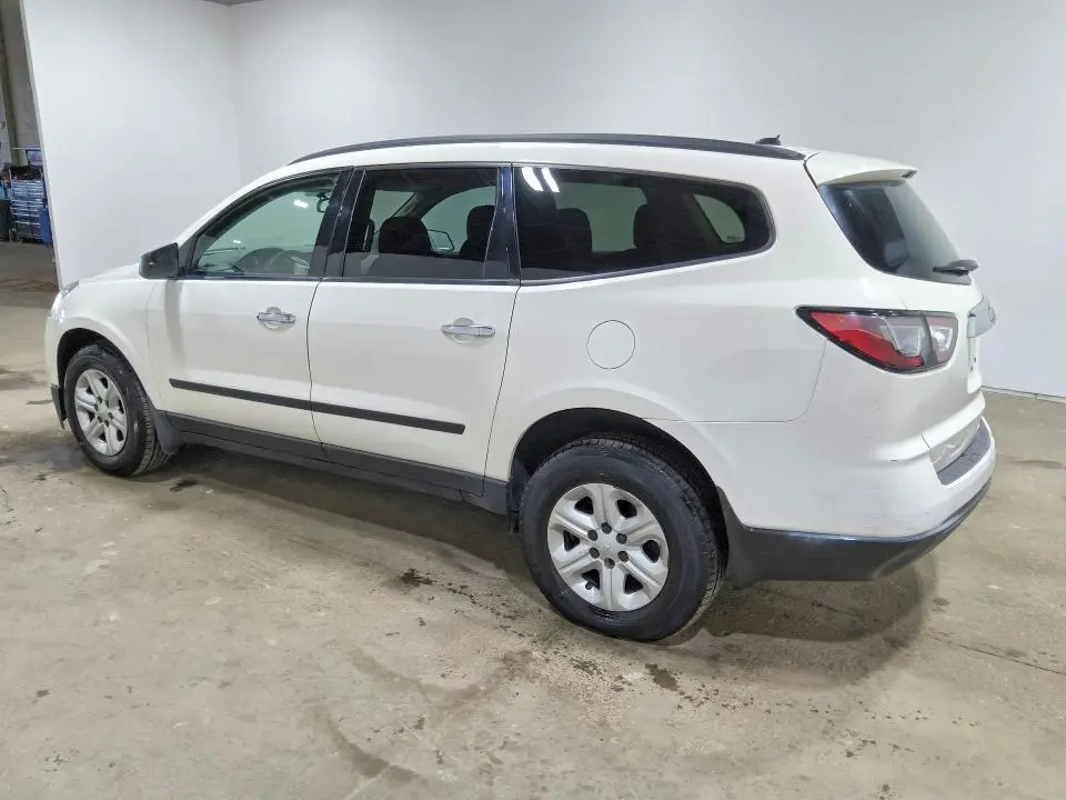 2015 CHEVROLET TRAVERSE LS  