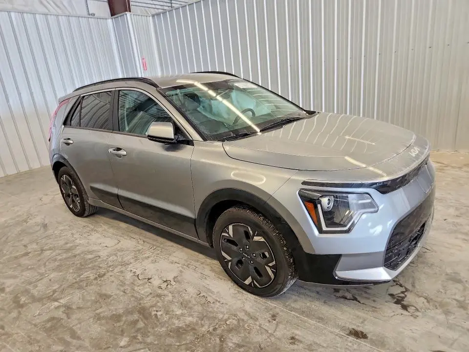 2023 KIA NIRO WIND  
