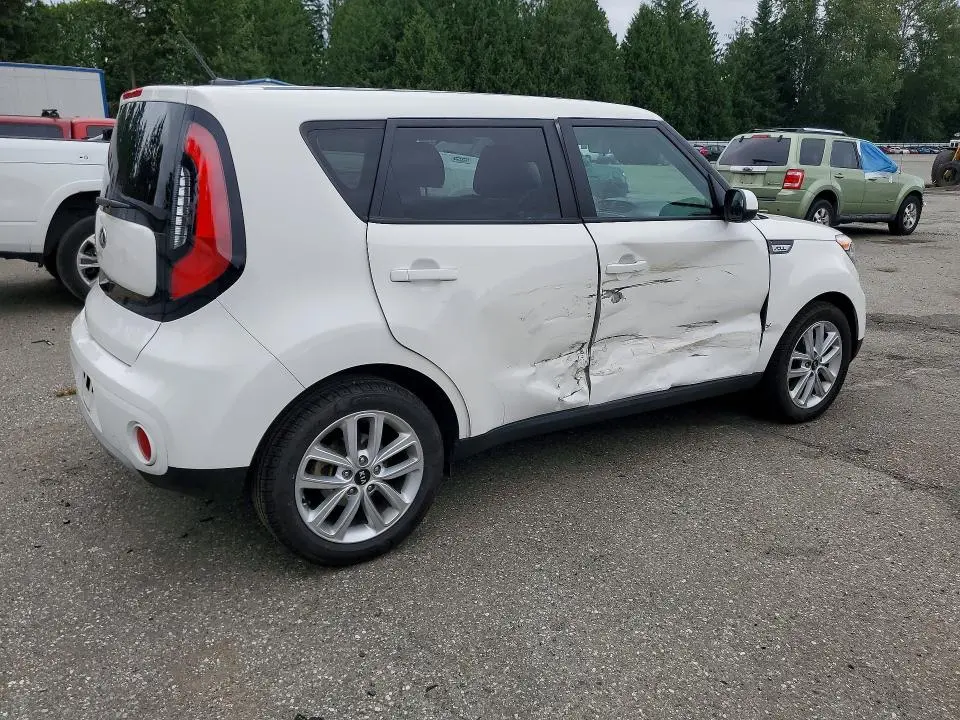 2019 KIA SOUL +  