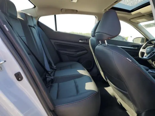 2023 NISSAN ALTIMA SR  