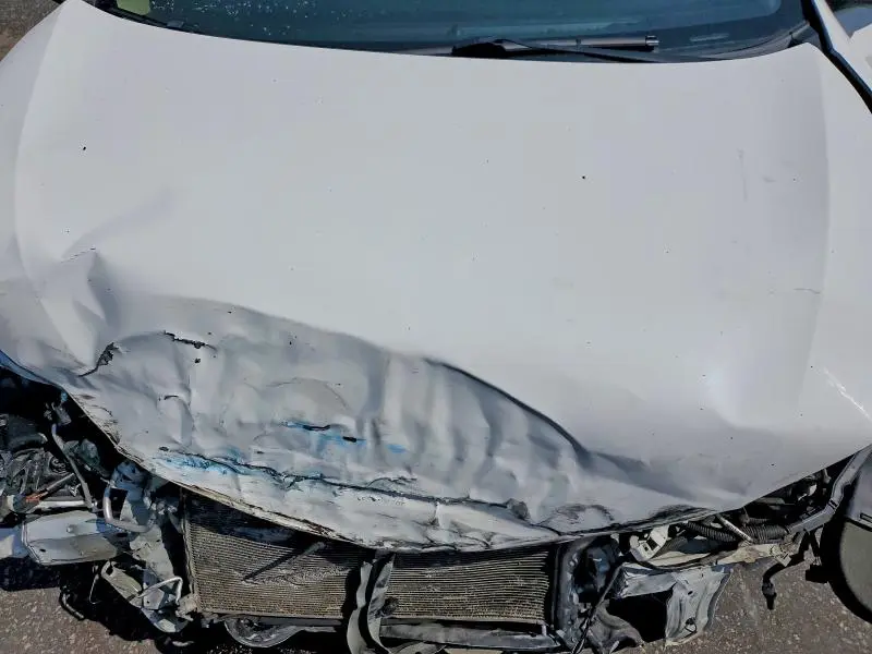 2015 TOYOTA COROLLA LE PLUS  