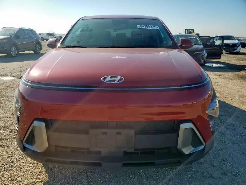 2024 HYUNDAI KONA SE  
