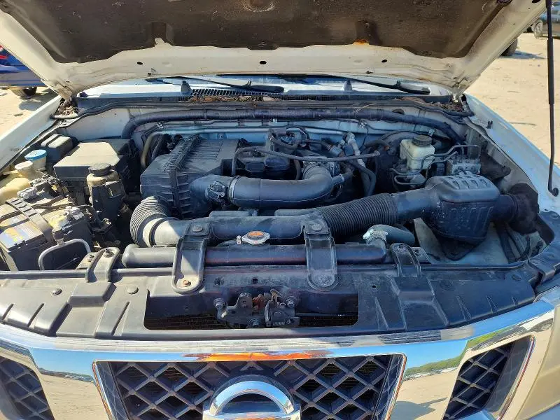 2016 NISSAN FRONTIER S  