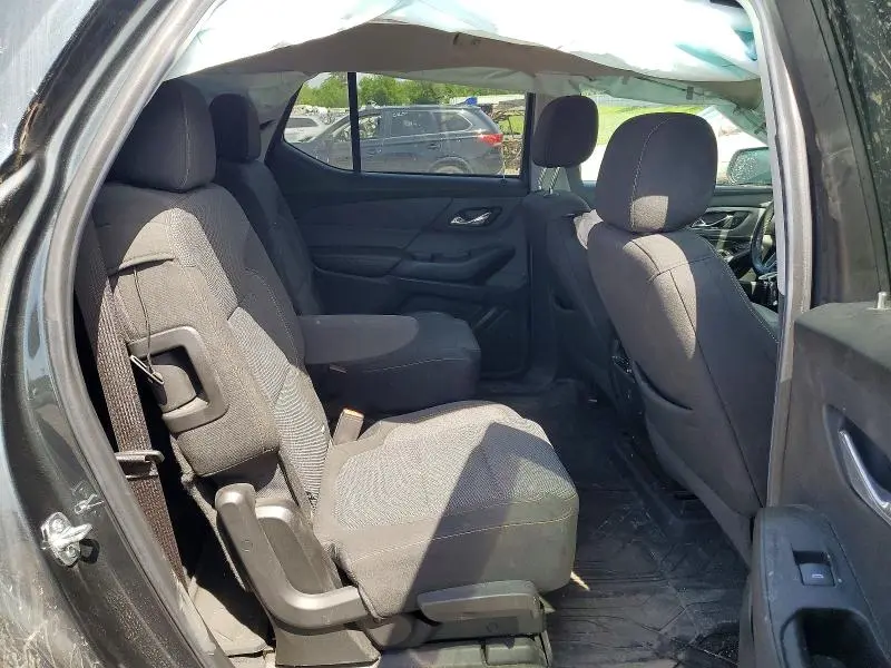 2020 CHEVROLET TRAVERSE LT  