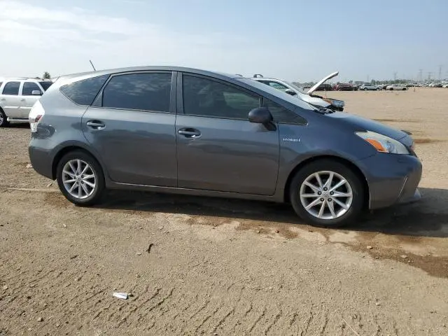2012 TOYOTA PRIUS V   