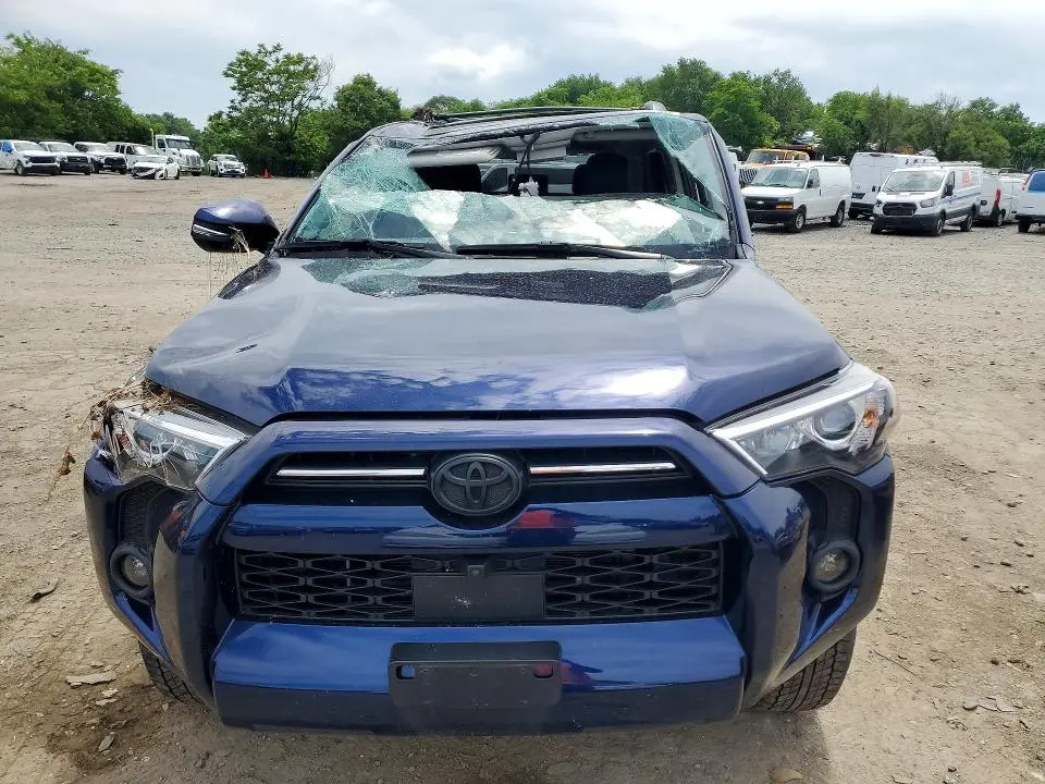 2024 TOYOTA 4RUNNER SR5 PREMIUM  