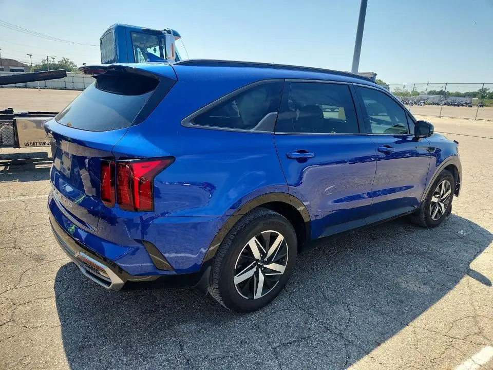 2022 KIA SORENTO EX  