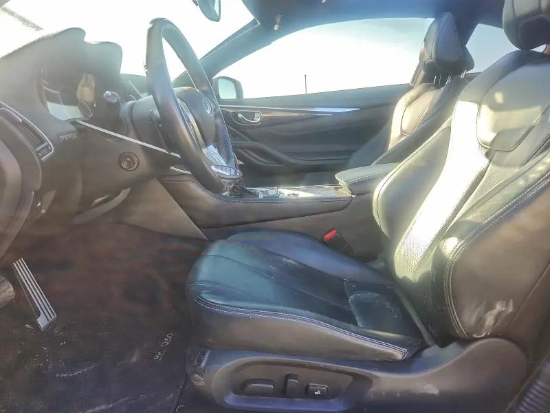 2017 INFINITI Q60 RED SPORT 400  