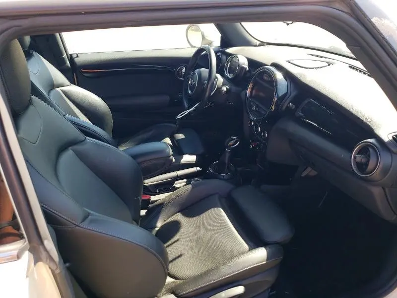2014 MINI COOPER S  