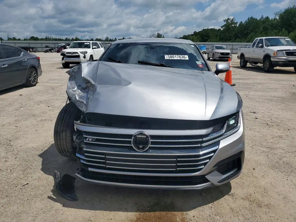 2019 VOLKSWAGEN ARTEON SE  