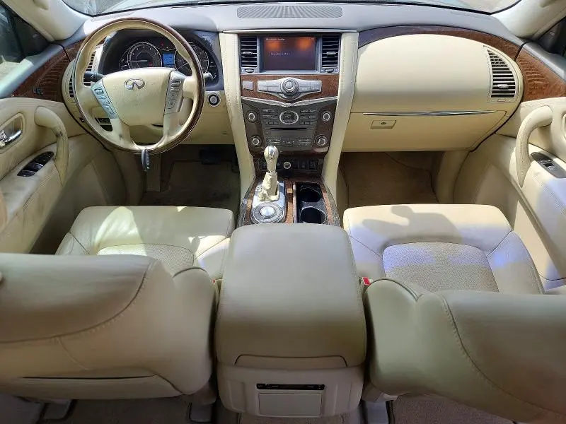 2016 INFINITI QX80   
