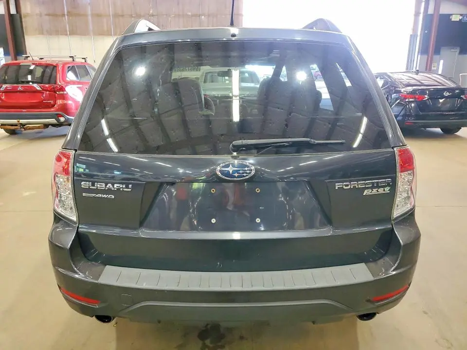 2012 SUBARU FORESTER LIMITED  