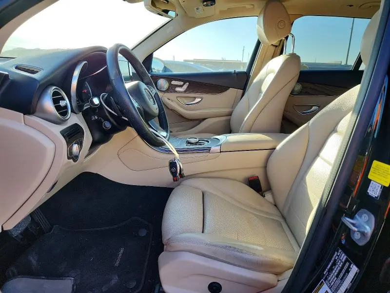 2019 MERCEDES-BENZ GLC 350E  