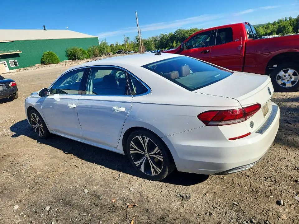 2021 VOLKSWAGEN PASSAT SE  