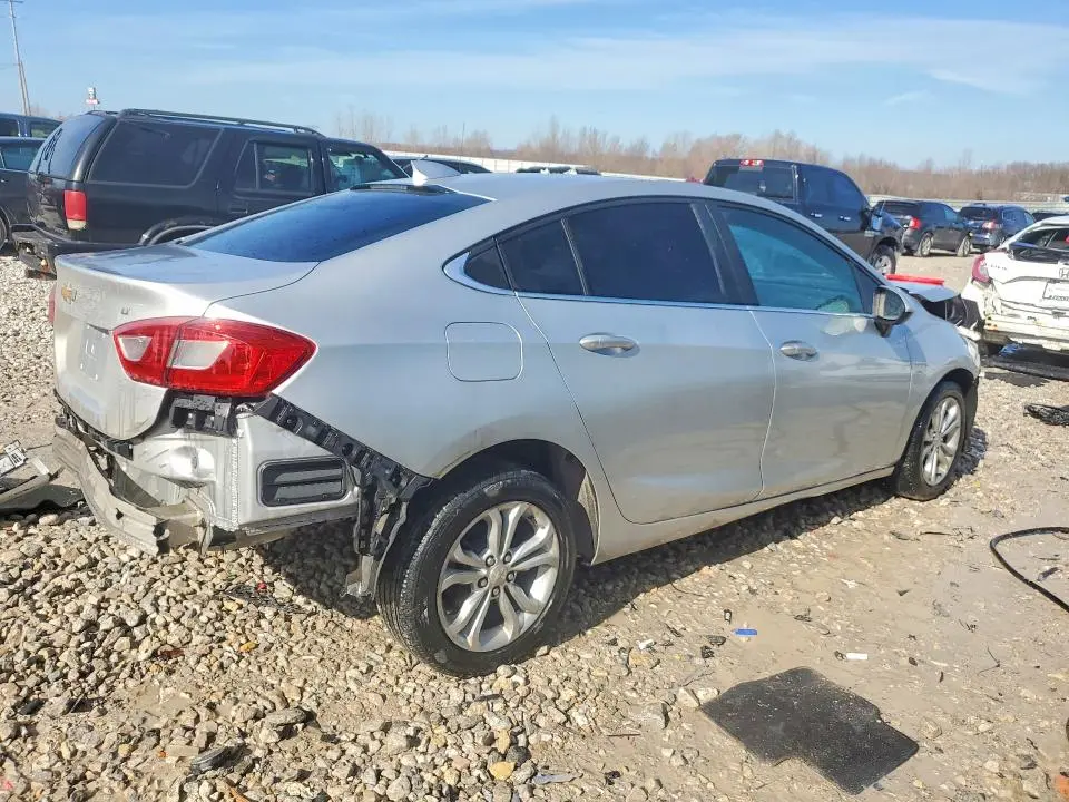 2019 CHEVROLET CRUZE LT  