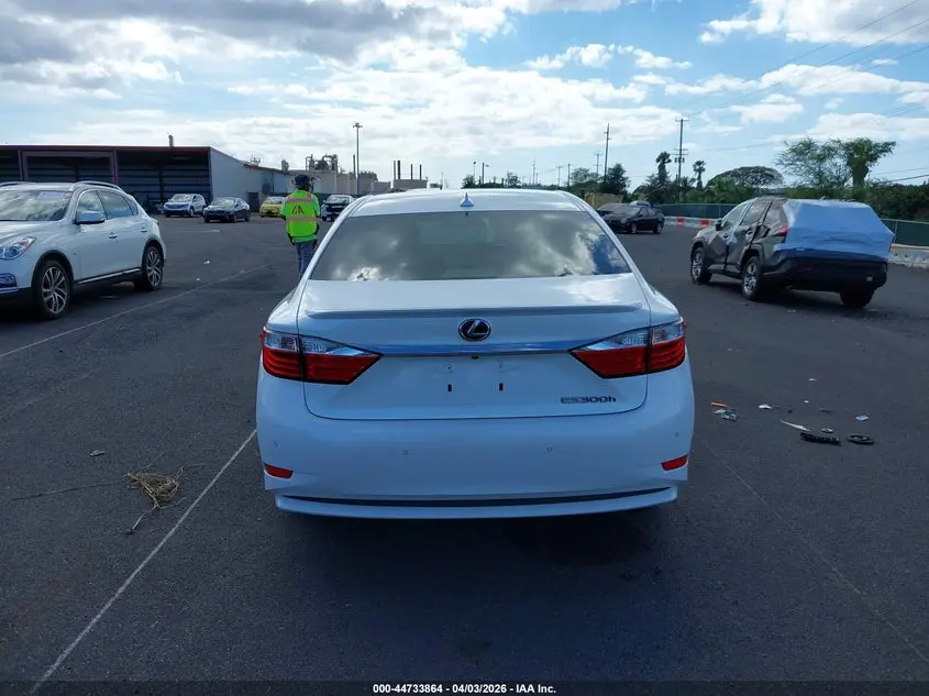 2013 LEXUS ES 300H  