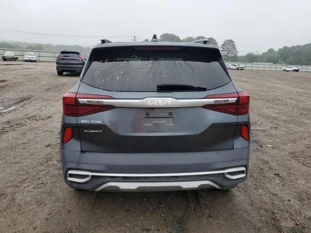 2022 KIA SELTOS S  