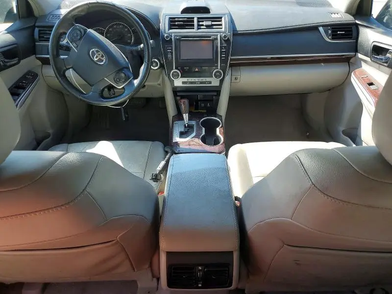 2012 TOYOTA CAMRY XLE  