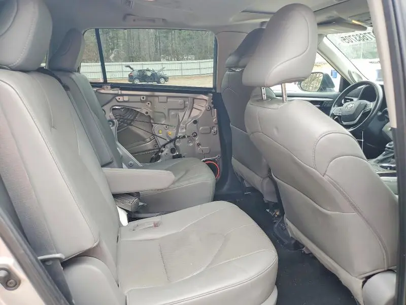 2023 TOYOTA HIGHLANDER LIMITED  