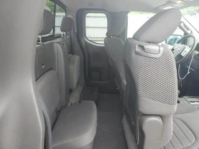 2013 NISSAN FRONTIER SV  