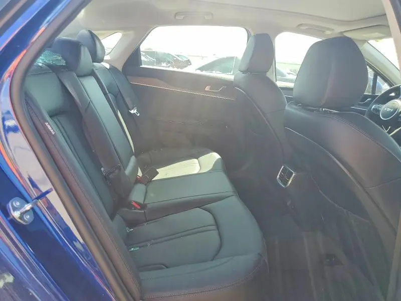 2025 KIA K5 EX  