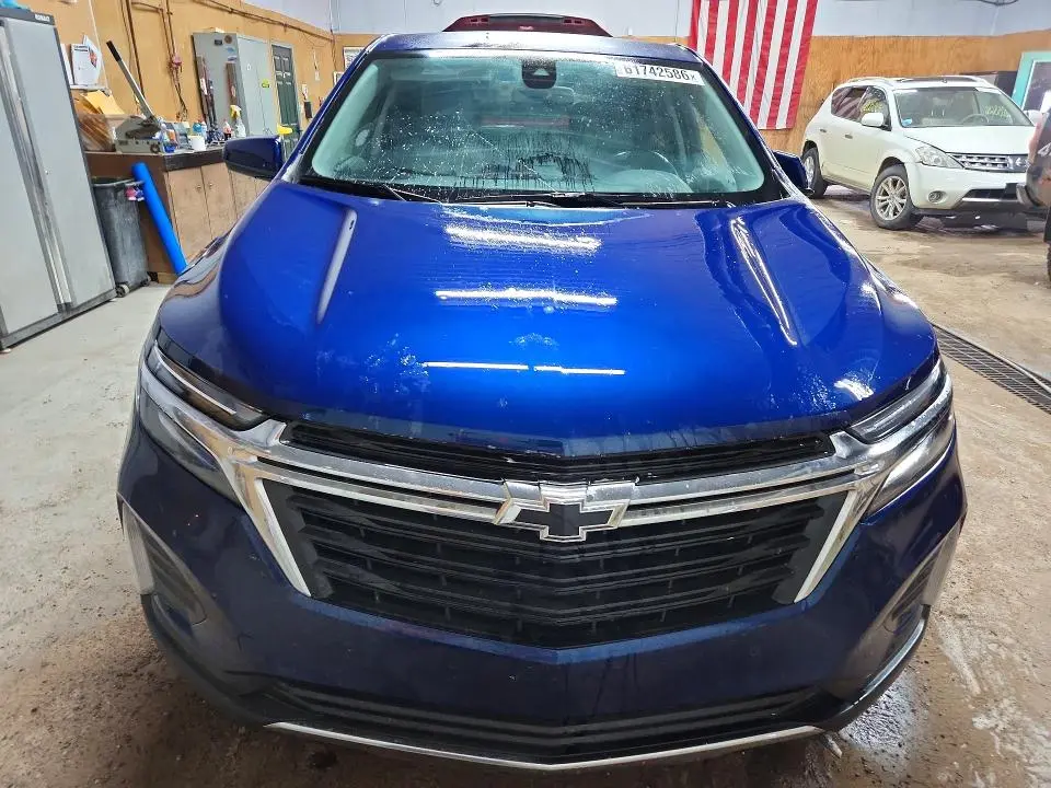2022 CHEVROLET EQUINOX LT  