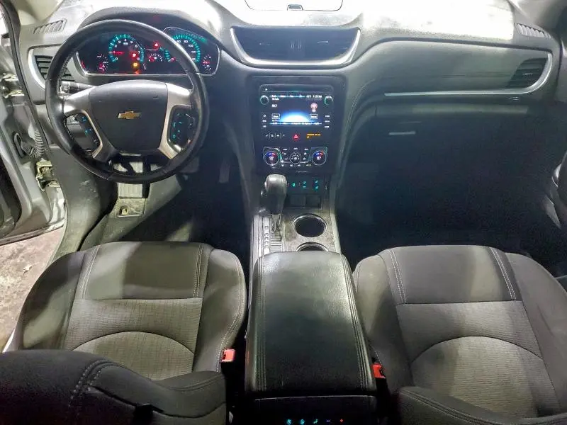 2015 CHEVROLET TRAVERSE LT  
