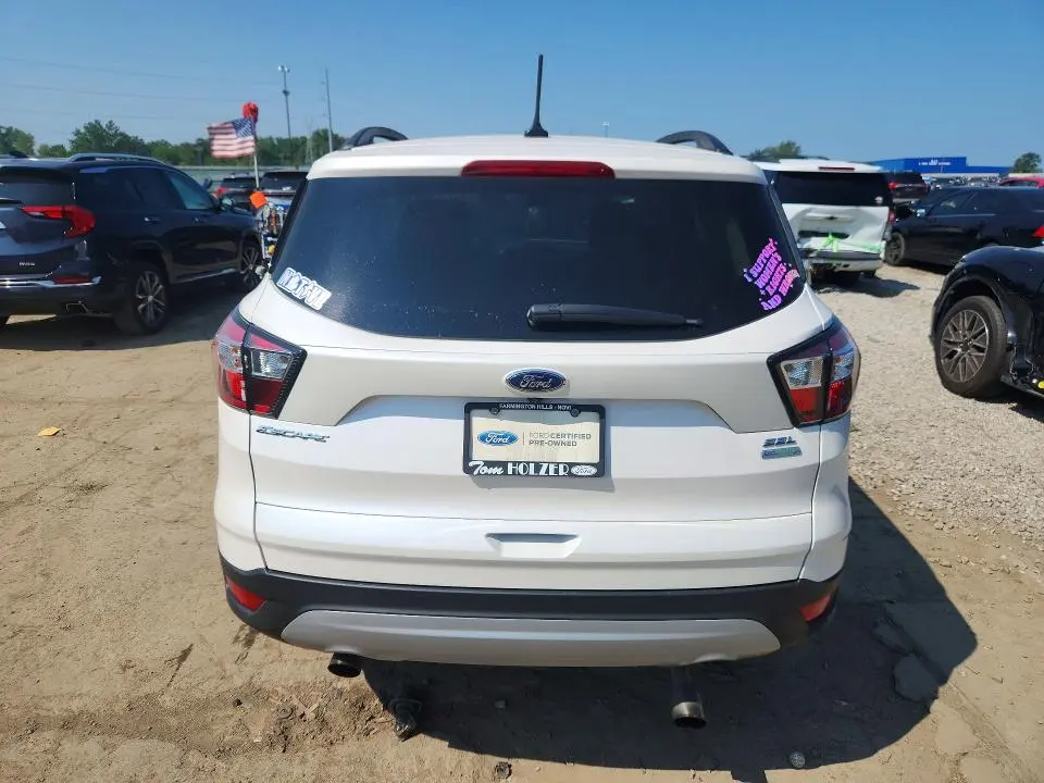 2018 FORD ESCAPE SEL  