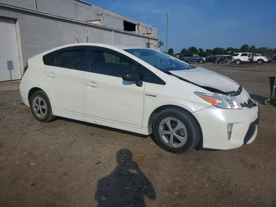 2013 TOYOTA PRIUS THREE  