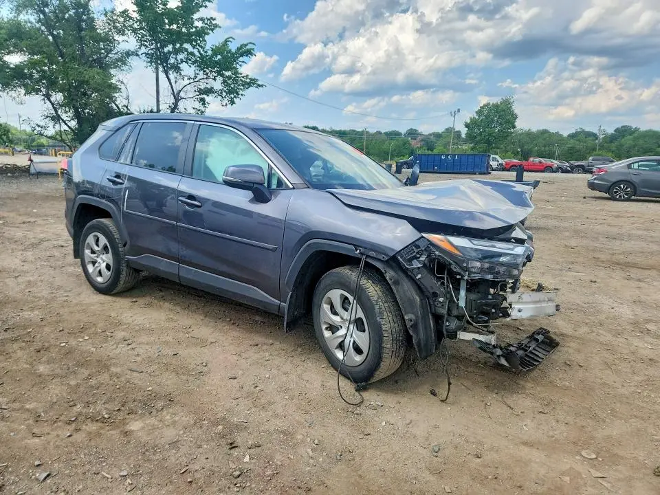 2023 TOYOTA RAV4 LE  